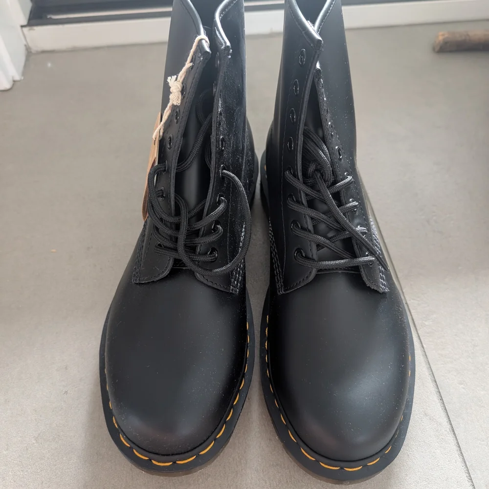 Dr. Martens Smooth Black Boots with Yellow Stitching - Picture 2 of 6